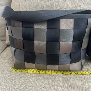 HARVEYS SEATBELT BAG